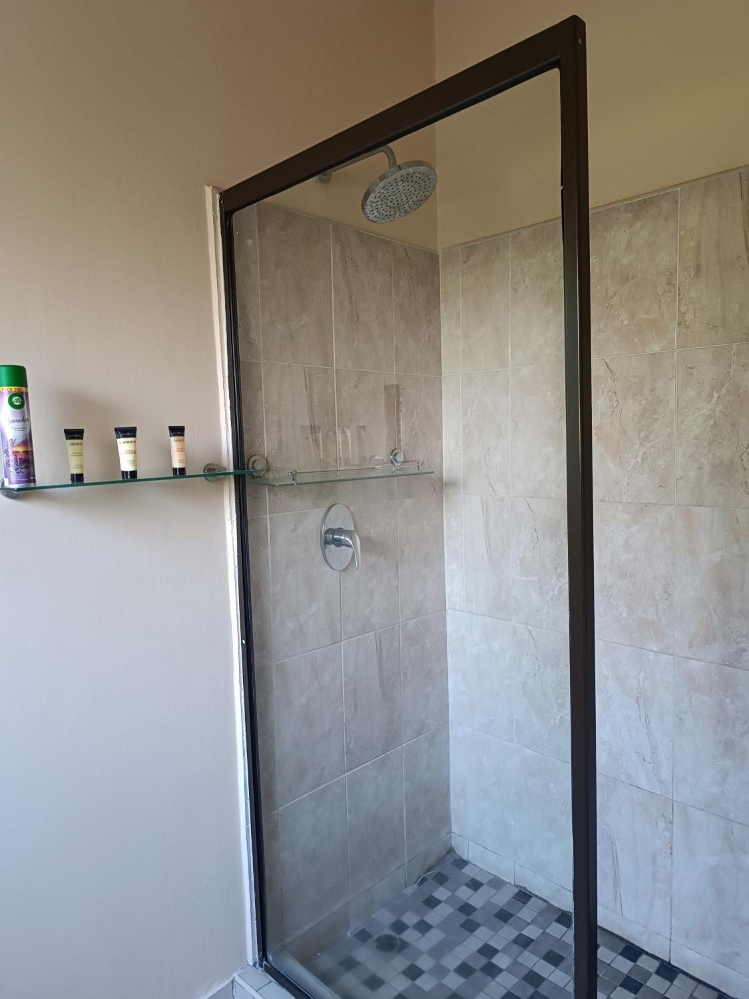 Jacaranda Otel Harare Dış mekan fotoğraf
