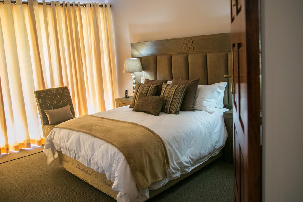 Jacaranda Otel Harare Dış mekan fotoğraf