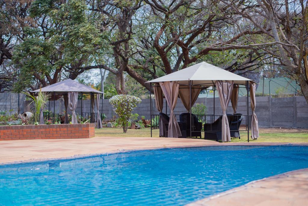 Jacaranda Otel Harare Dış mekan fotoğraf