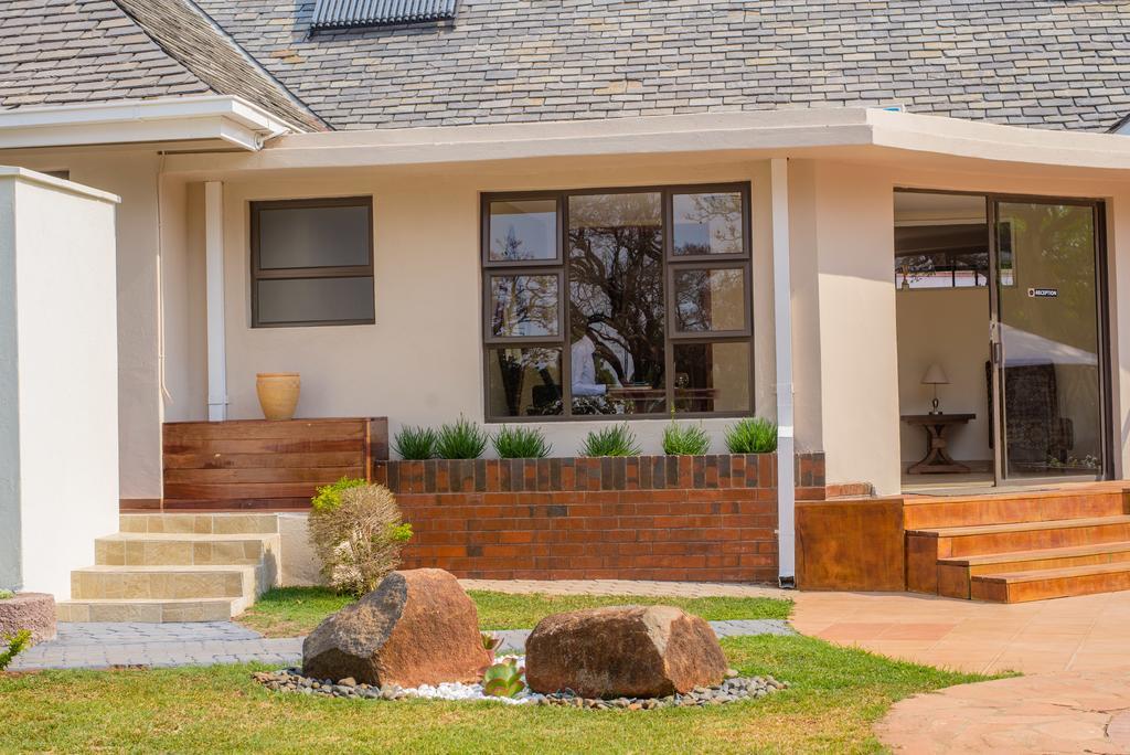 Jacaranda Otel Harare Dış mekan fotoğraf